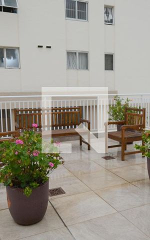 Apartamento à venda com 64m², 2 quartos e 1 vagaÁrea comum