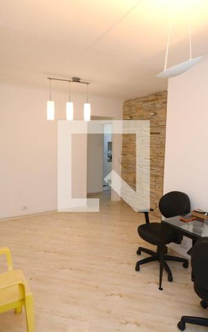 Apartamento à venda com 64m², 2 quartos e 1 vagaSala