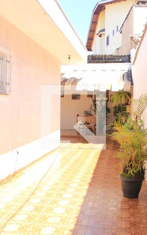 Casa à venda com 360m², 4 quartos e 8 vagasÁrea comum 