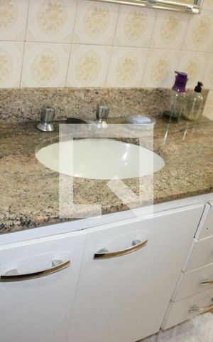 Casa à venda com 360m², 4 quartos e 8 vagasBanheiro Quarto