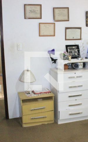 Casa à venda com 360m², 4 quartos e 8 vagasQuarto