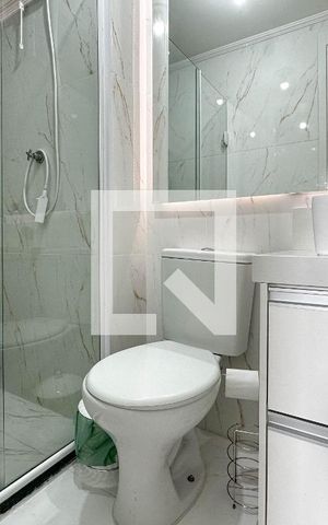 Apartamento para alugar com 27m², 1 quarto e sem vaga Apartamento para alugar com 27m², 1 quarto e sem vagaBanheiro do Quarto
