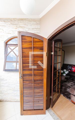 Casa à venda com 412m², 3 quartos e 3 vagas Casa à venda com 412m², 3 quartos e 3 vagasVaranda da Sala de TV