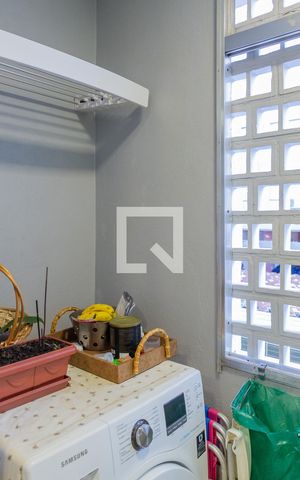 Apartamento à venda com 68m², 2 quartos e 1 vaga Apartamento à venda com 68m², 2 quartos e 1 vagaÁrea de Serviço
