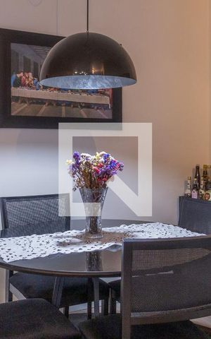 Apartamento à venda com 68m², 2 quartos e 1 vaga Apartamento à venda com 68m², 2 quartos e 1 vagaSala