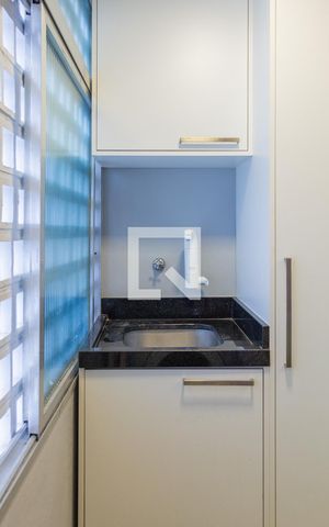 Apartamento à venda com 68m², 2 quartos e 1 vaga Apartamento à venda com 68m², 2 quartos e 1 vagaÁrea de Serviço