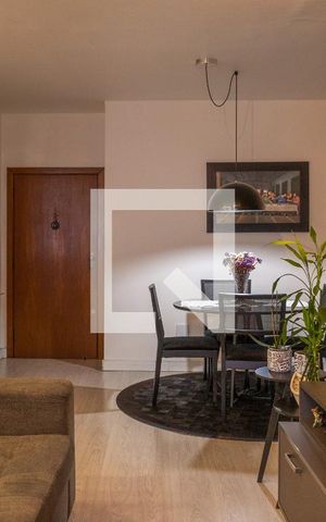 Apartamento à venda com 68m², 2 quartos e 1 vaga Apartamento à venda com 68m², 2 quartos e 1 vagaSala
