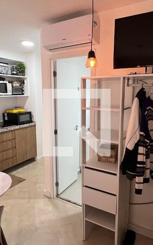Studio à venda com 28m², 1 quarto e sem vaga Studio à venda com 28m², 1 quarto e sem vagaQuarto
