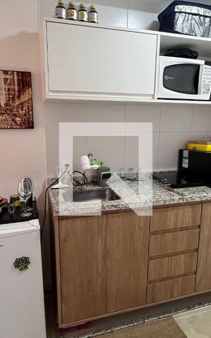 Studio à venda com 28m², 1 quarto e sem vaga Studio à venda com 28m², 1 quarto e sem vagaCozinha - Armários