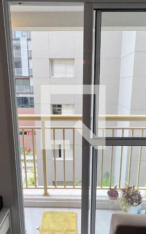 Studio à venda com 28m², 1 quarto e sem vaga Studio à venda com 28m², 1 quarto e sem vagaSacada