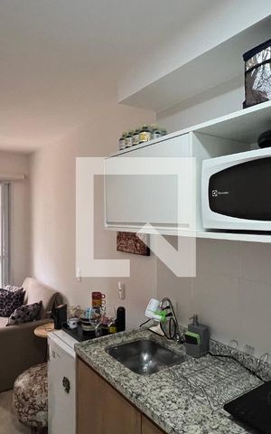 Studio à venda com 28m², 1 quarto e sem vaga Studio à venda com 28m², 1 quarto e sem vagaCozinha - Armários
