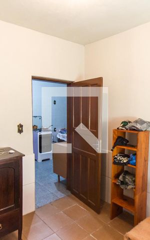 Casa à venda com 200m², 7 quartos e 2 vagasQuarto 2  