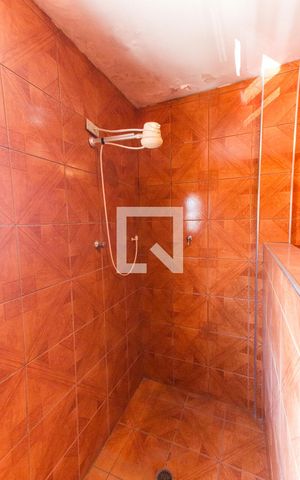 Casa à venda com 200m², 7 quartos e 2 vagasBanheiro 1  