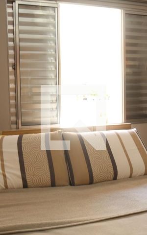 Casa à venda com 300m², 7 quartos e 10 vagasQuarto 2 casa 3