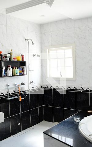 Casa para alugar com 699m², 4 quartos e 4 vagasBanheiro Suíte 1