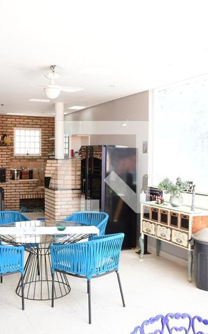 Casa para alugar com 699m², 4 quartos e 4 vagasÁrea gourmet