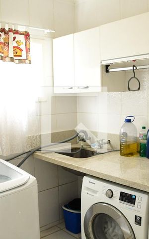 Casa para alugar com 699m², 4 quartos e 4 vagasÁrea de Serviço