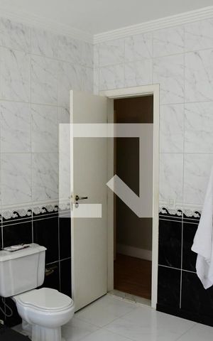 Casa para alugar com 699m², 4 quartos e 4 vagasBanheiro Suíte 1