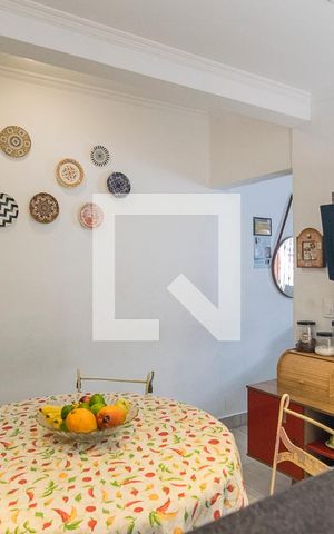 Casa à venda com 200m², 4 quartos e 2 vagas Casa à venda com 200m², 4 quartos e 2 vagasCopa