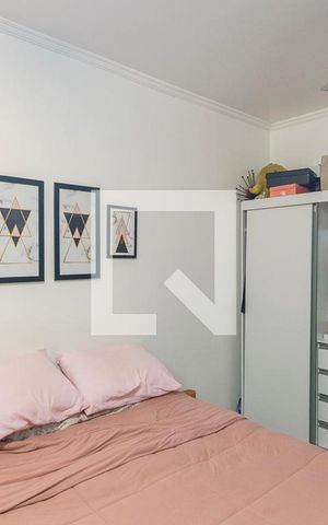 Casa à venda com 200m², 4 quartos e 2 vagas Casa à venda com 200m², 4 quartos e 2 vagasQuarto 1 Suite