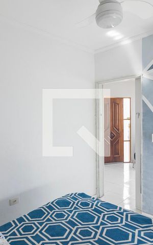 Casa à venda com 200m², 4 quartos e 2 vagas Casa à venda com 200m², 4 quartos e 2 vagasQuarto 1 Edícula