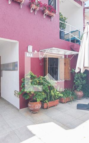 Casa à venda com 200m², 4 quartos e 2 vagas Casa à venda com 200m², 4 quartos e 2 vagasGaragem