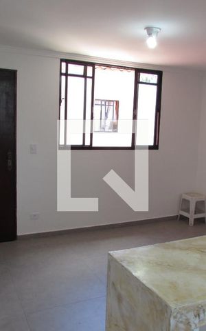Apartamento para alugar com 48m², 2 quartos e 1 vagaSala