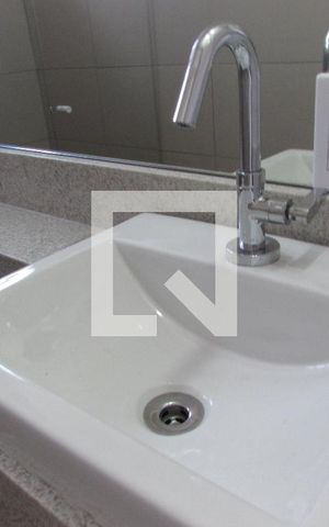 Apartamento para alugar com 48m², 2 quartos e 1 vagaBanheiro - torneira