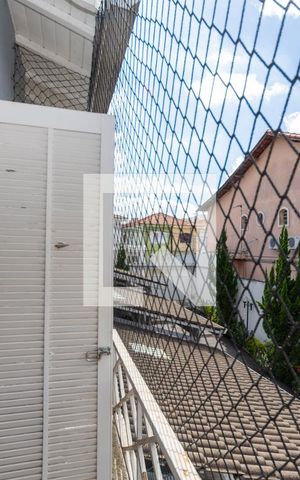Casa de condomínio à venda com 175m², 3 quartos e 2 vagas Casa de condomínio à venda com 175m², 3 quartos e 2 vagasVaranda da suíte