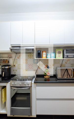 Casa de condomínio à venda com 175m², 3 quartos e 2 vagas Casa de condomínio à venda com 175m², 3 quartos e 2 vagasCozinha