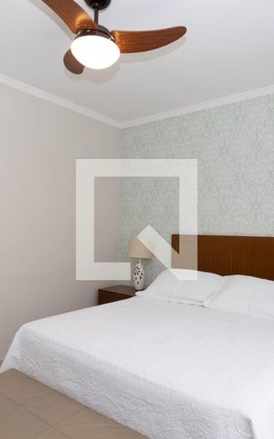 Casa de condomínio à venda com 175m², 3 quartos e 2 vagas Casa de condomínio à venda com 175m², 3 quartos e 2 vagasSuíte