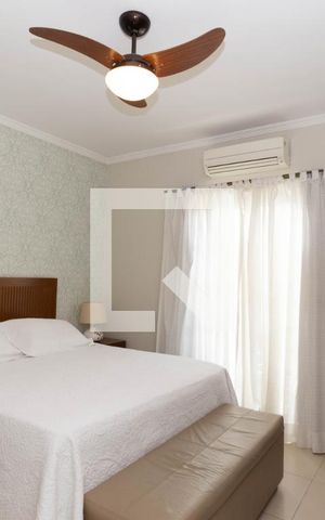 Casa de condomínio à venda com 175m², 3 quartos e 2 vagas Casa de condomínio à venda com 175m², 3 quartos e 2 vagasSuíte