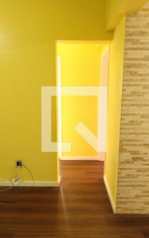 Apartamento à venda com 75m², 2 quartos e 1 vagaCorredor