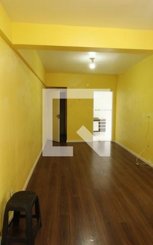 Apartamento à venda com 75m², 2 quartos e 1 vagaSala