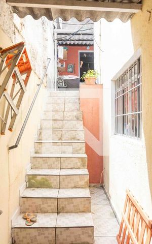 Casa à venda com 163m², 3 quartos e 3 vagasEscada
