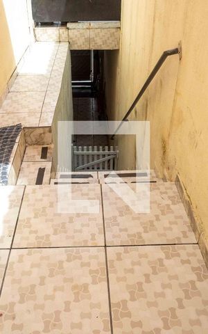Casa à venda com 163m², 3 quartos e 3 vagasEscada