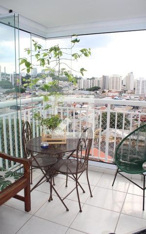 Apartamento para alugar com 60m², 2 quartos e 1 vagaSacada