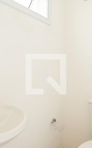 Apartamento à venda com 142m², 3 quartos e 2 vagas Apartamento à venda com 142m², 3 quartos e 2 vagasLavabo