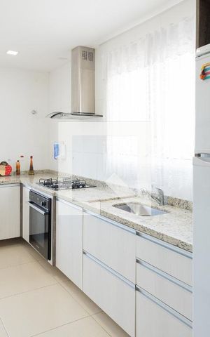 Apartamento à venda com 142m², 3 quartos e 2 vagas Apartamento à venda com 142m², 3 quartos e 2 vagasCozinha