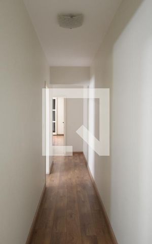 Casa à venda com 230m², 3 quartos e 3 vagasCorredor