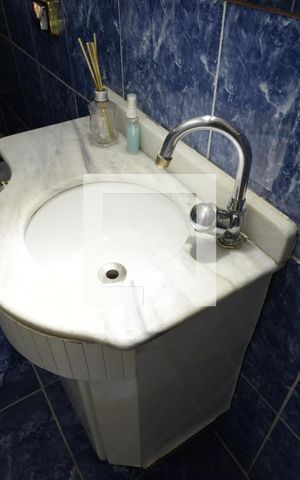 Casa à venda com 230m², 3 quartos e 3 vagasLavabo