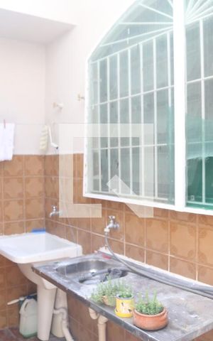 Casa para alugar com 90m², 3 quartos e 5 vagasÁrea de Serviço