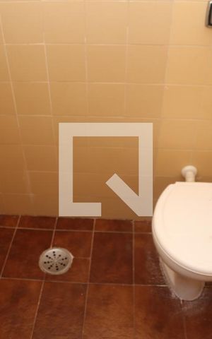 Casa para alugar com 90m², 3 quartos e 5 vagasBanheiro 2