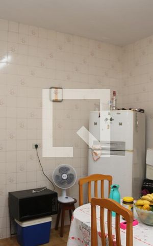 Casa para alugar com 90m², 3 quartos e 5 vagasCozinha