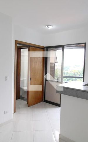 Apartamento para alugar com 30m², 1 quarto e 1 vagaSala/Cozinha
