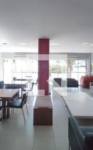 Apartamento à venda com 73m², 3 quartos e 1 vaga Apartamento à venda com 73m², 3 quartos e 1 vagaÁrea comum - Salão de festas