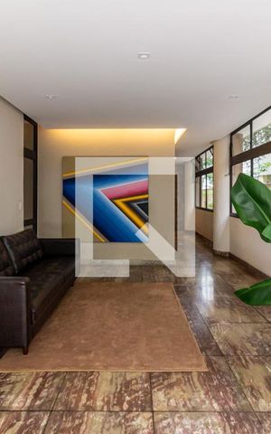 Apartamento à venda com 209m², 3 quartos e 2 vagas Apartamento à venda com 209m², 3 quartos e 2 vagasÁrea Comum - Hall de Entrada