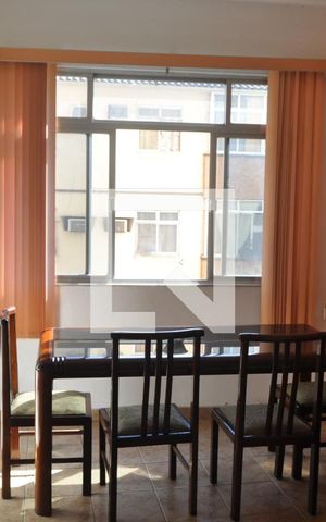 Apartamento à venda com 70m², 2 quartos e 1 vagaSala