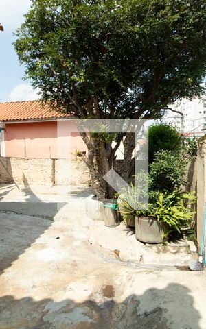 Casa à venda com 190m², 3 quartos e 1 vaga Casa à venda com 190m², 3 quartos e 1 vagaQuintal