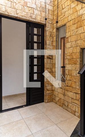 Casa à venda com 218m², 4 quartos e 4 vagas Casa à venda com 218m², 4 quartos e 4 vagasJardim de Inverno